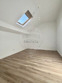 Arrendamento de apartamento T1 na Rua Sport Algés e Dafundo