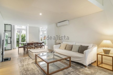 Arrendamento de apartamento T3 na Campo dos Mártires da Pátria