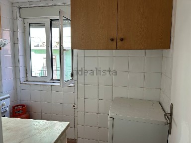 Arrendamento de apartamento T1 na Rua Soares dos Reis, 26