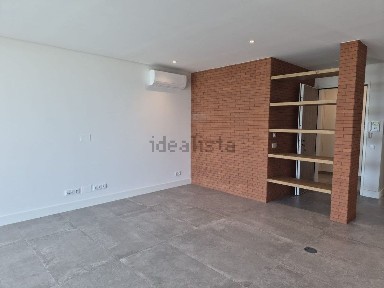 Arrendamento de apartamento T2 na Rua do Portão