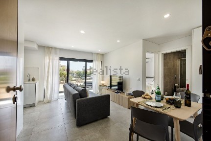 Arrendamento de apartamento T1 no Largo da República