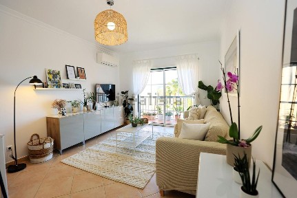 Arrendamento de apartamento T2 no Beco das Alegrias