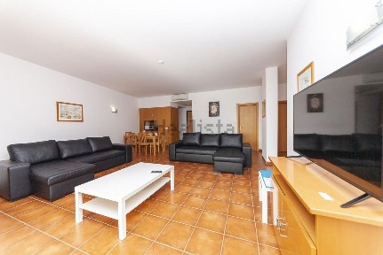 Arrendamento de apartamento T3 no Largo da República