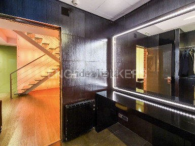 Espaço comercial à venda no Alto dos Moinhos