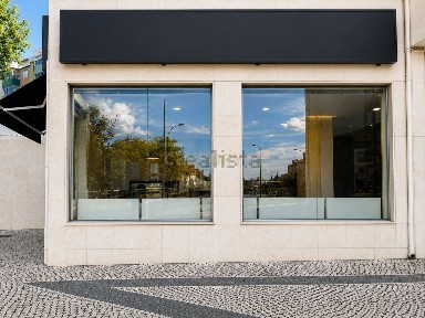 Espaço comercial à venda na Avenida Cidade de Londres, 38