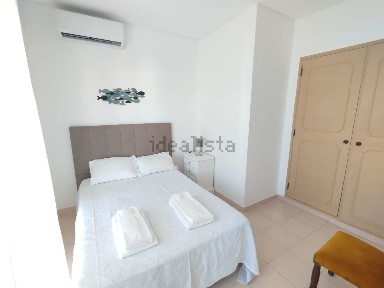 Arrendamento de apartamento T4 na Rua Julio Dinis
