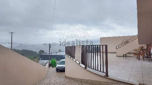 Moradia independente à venda em Vila Caiz
