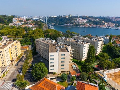 Duplex à venda na Rua do Aleixo, 259
