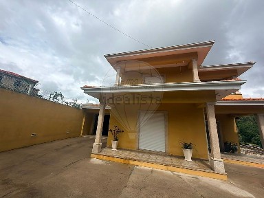 Moradia independente à venda em Sanfins de Ferreira