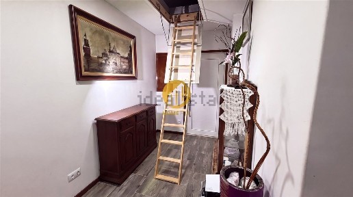 Andar de moradia à venda na Rua Codeçais, 650