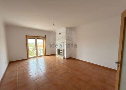 Duplex à venda na Rua Principal