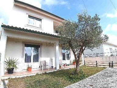 Vagos, Rua Professora Angelina, 370