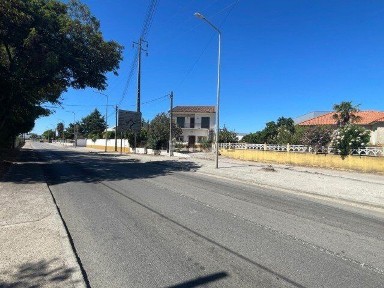 Casa ou moradia à venda na Rua do Areeiro s/n