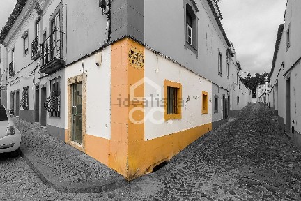 Arrendamento de espaço comercial na Rua de Machede, 83