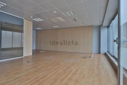 Escritório com espaços partilhados à venda em Pólo Industrial do Forte da Casa, 1