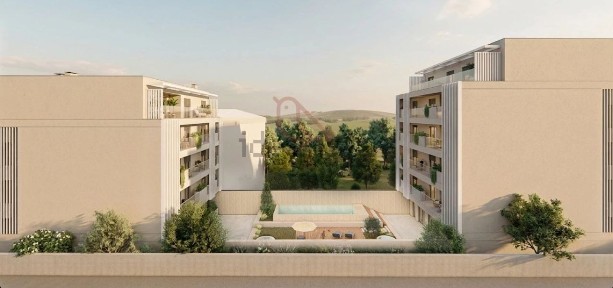 Apartamento T1 à venda na Estrada de Leiria, 48