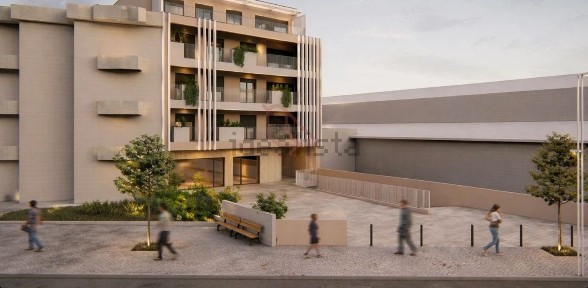Apartamento T3 à venda na Estrada de Leiria, 48