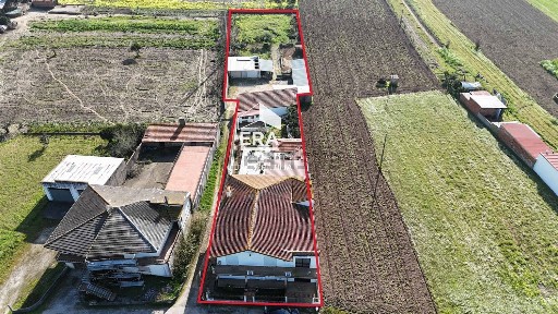 Moradia independente à venda em Marinha das Ondas