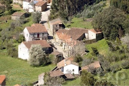 Moradia independente à venda em Penela e Rabaçal