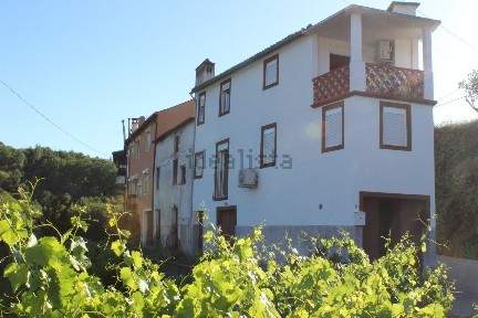 Côja e Barril de Alva, Rua da Eira
