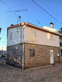 Casa ou moradia à venda na Rua Manuel Escada Almeida