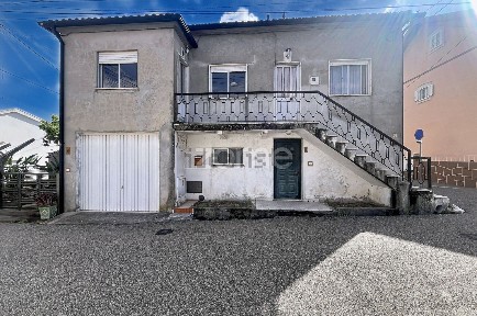 Pereira, Rua Manuel Soares de Oliveira, 4