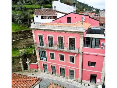 Vila Cova de Alva e Anceriz, Rua António Antunes