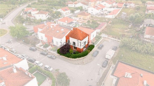 São Martinho do Bispo e Ribeira de Frades, Urb. Quinta da Espadaneira, Rua Espadaneira, 12