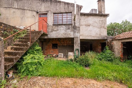 Secarias, Rua Doutor Fernando Vale s/n