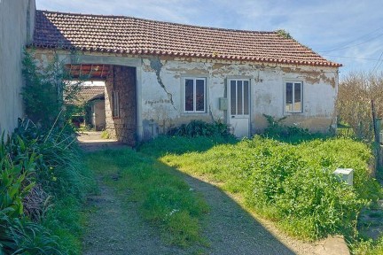 Moradia independente à venda em Portunhos e Outil