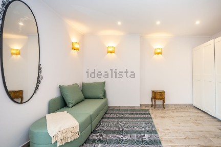 Apartamento T0 à venda na Praça Padre Manuel Bernardes, 3