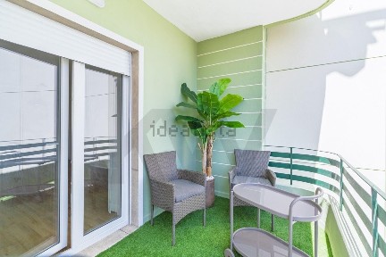 Apartamento T2 à venda na Rua Afonso Galo, 36