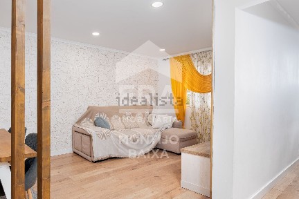 Apartamento T2 à venda na Rua 9