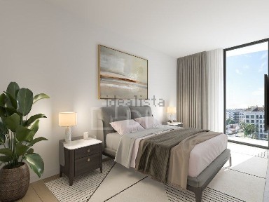Apartamento T4 à venda na Avenida Garcia de Orta
