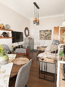 Apartamento T2 à venda na Alameda 25 de Abril