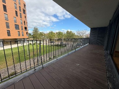 Apartamento T3 à venda na Rua Laura Ayres, 4
