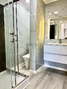 Apartamento T2 à venda na Rua Gil Eanes