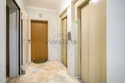 Apartamento T1 à venda na Rua Pulido Valente