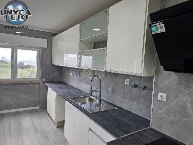 Apartamento T2 à venda na Afonso Costa - Fonte do Lavra