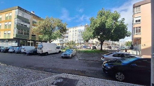 Apartamento T1 à venda na Foros de Amora