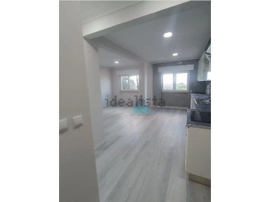 Apartamento T2 à venda na Afonso Costa - Fonte do Lavra