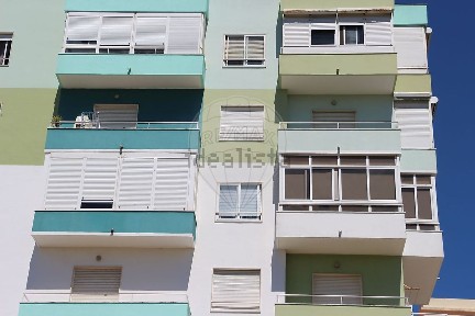 Apartamento T3 à venda na Rua Vereador João Roque