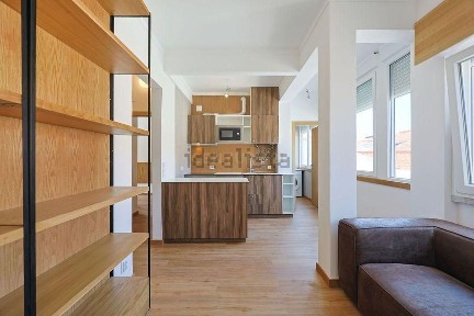Apartamento T1 à venda na Rua António José Martins, 23