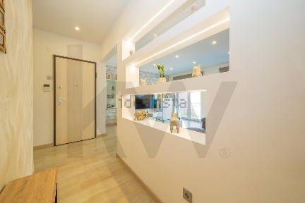 Apartamento T4 à venda no Centro de Laranjeiro