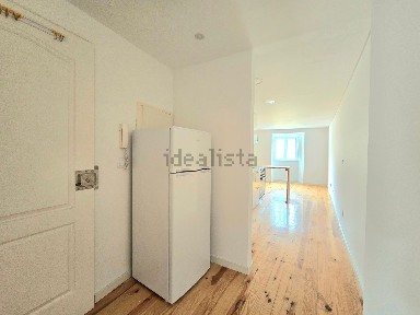 Apartamento T1 à venda na Rua de Álvaro Luz, 44