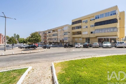 Apartamento T2 à venda na Cruz de Pau