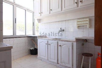 Apartamento T2 à venda na Rua José Pinto Brás