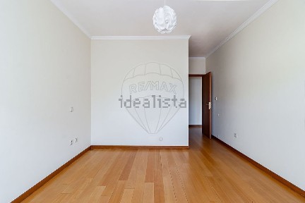 Apartamento T2 à venda em Mozelos