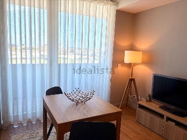 Apartamento T0 à venda na Rua General José Domingues Peres