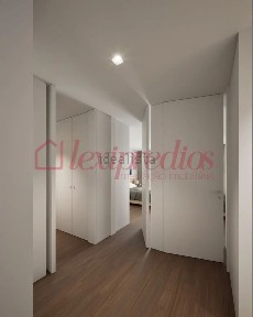 Apartamento T3 à venda na Avenida do Emigrante, 35